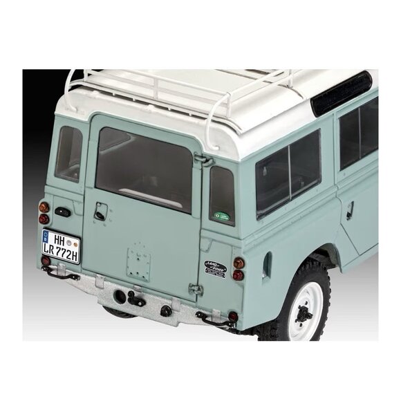 Revell Land Rover Series III 109 Model Truck Kit Long Wheelbase Station wagon - Picture 4 of 16